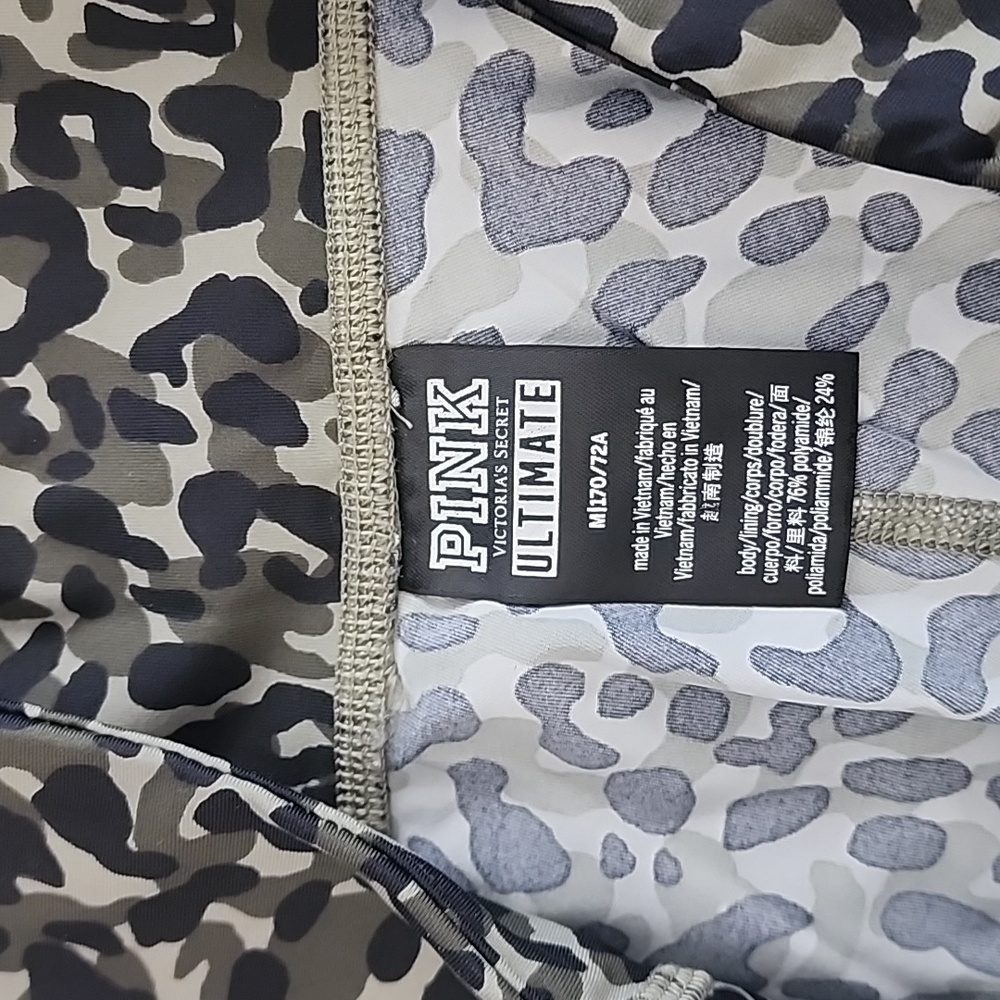 Victoria's Secret Pink leggings Camo